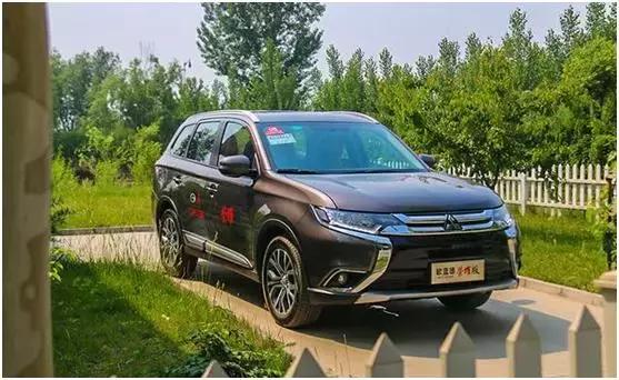 歐德蘭車最新報價，啟程溫馨旅程的絕佳選擇