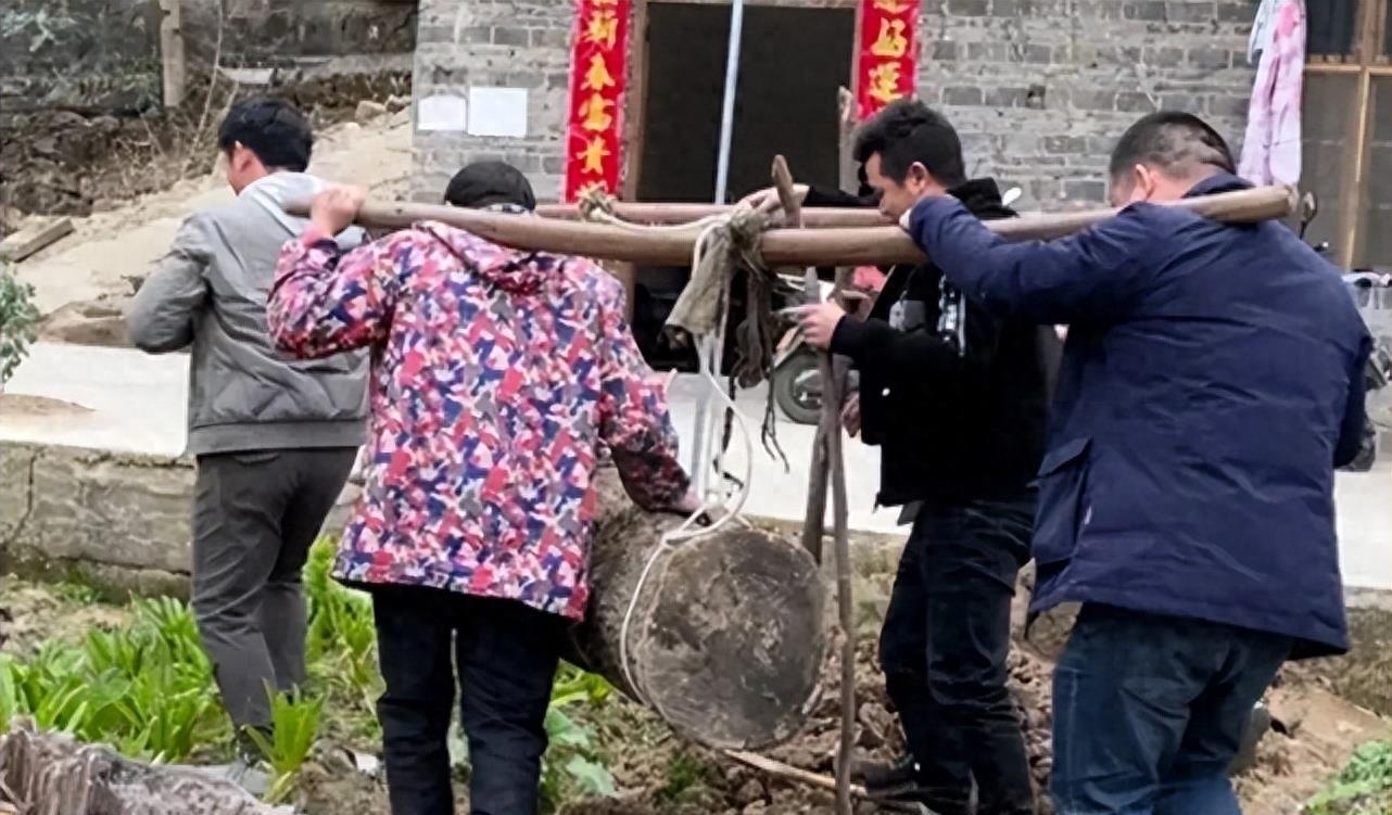絕對(duì)紅人，熱血故事持續(xù)燃燒，最新章節(jié)搶先看