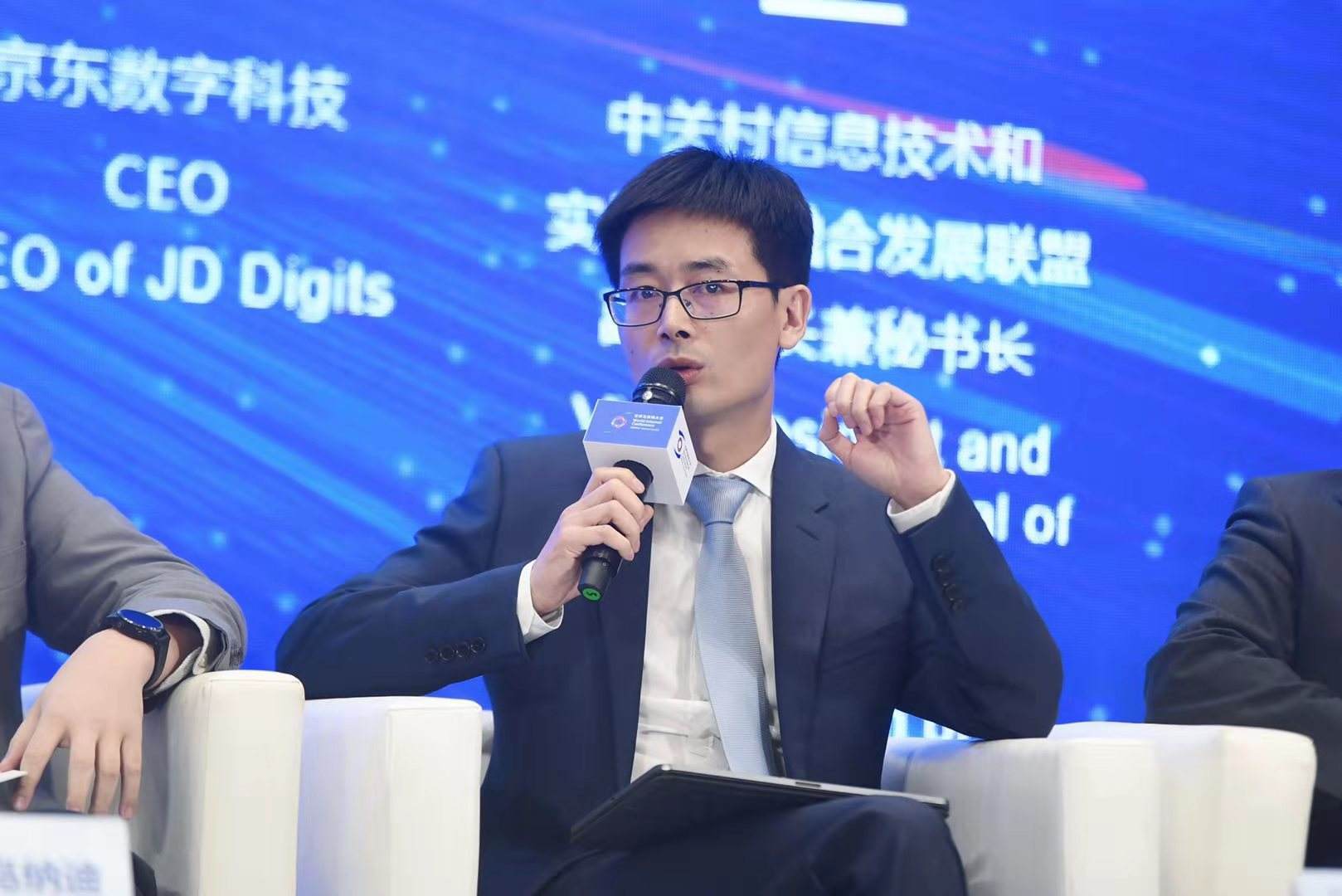 京東新任董事引領(lǐng)電商巨頭開啟新篇章
